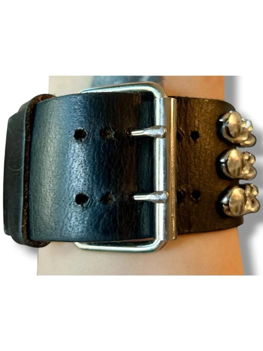Harley-Davidson Black Leather Cuff Bracelet With Silver Chains Logo Design